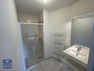 Appartement à louer 2 pièces 41 m²