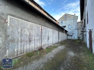  Parking / Garage à louer 