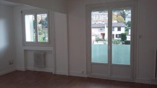  Appartement à louer 4 pièces 66 m²