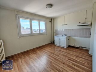  Appartement à louer 3 pièces 72 m²