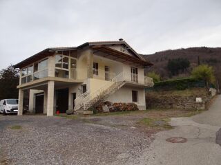  Maison à louer 4 pièces 97 m²