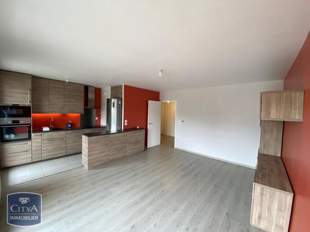 EXCLUSIVITÉ - EN TRÈS BON ÉTAT GÉNÉRAL En location : à O....