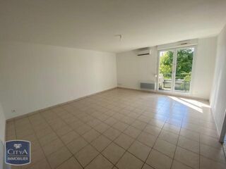  Appartement à louer 3 pièces 64 m²