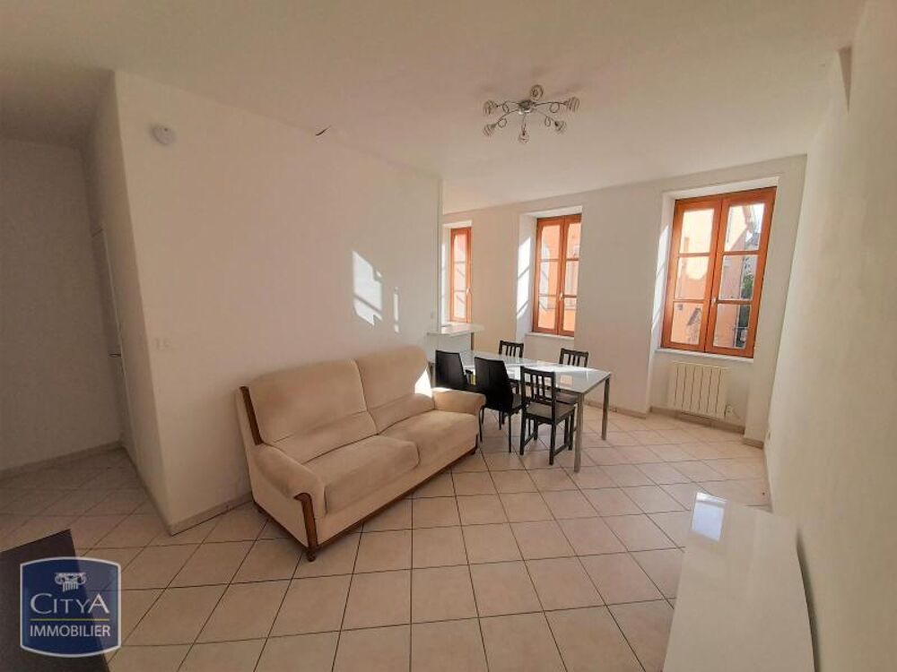 À LOUER : Dans une petite copropriété, découvrez ce char....