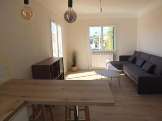  Appartement à louer 3 pièces 60 m²