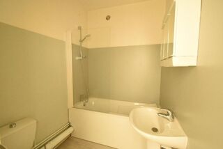  Appartement à louer 2 pièces 33 m²