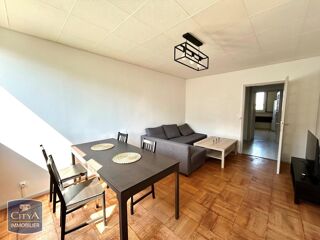  Appartement à louer 4 pièces 73 m²