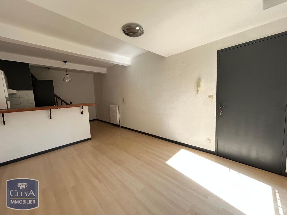 À LOUER : Appartement T2 en duplex situé dans la charman....