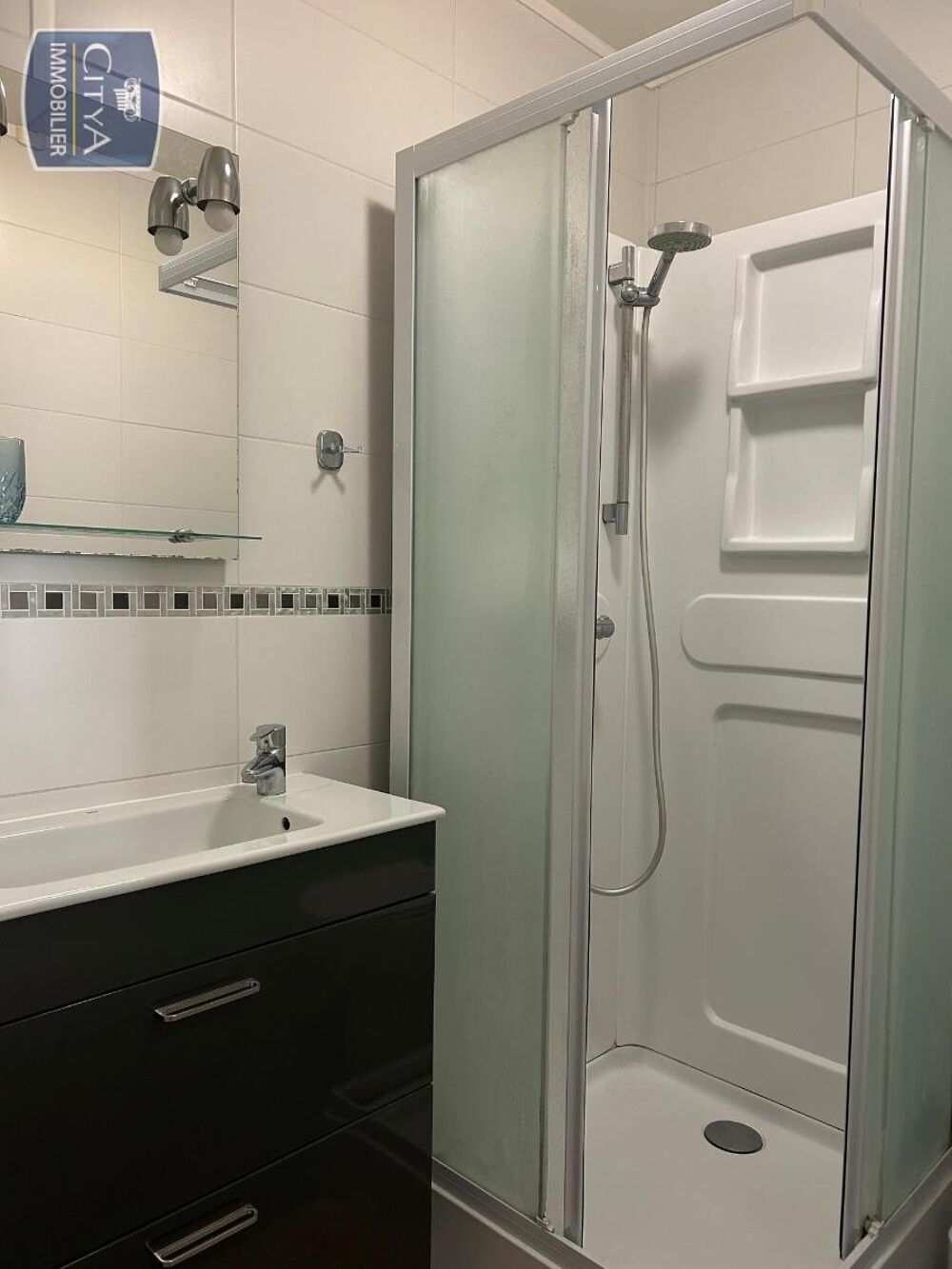 location Appartement - 1 pièce(s) - 16 m² Reims (51100)