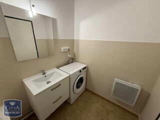  Appartement à louer 2 pièces 45 m²