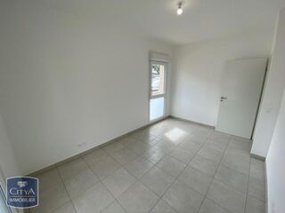 location Appartement - 3 pièce(s) - 54 m² Clichy-sous-Bois (93390)