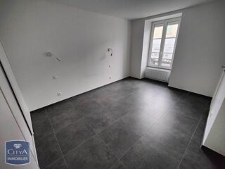  Appartement à louer 3 pièces 75 m²