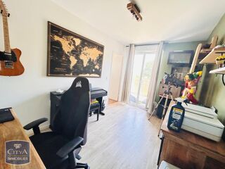  Appartement à louer 3 pièces 60 m²