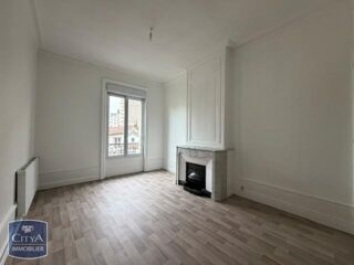  Appartement à louer 3 pièces 101 m²