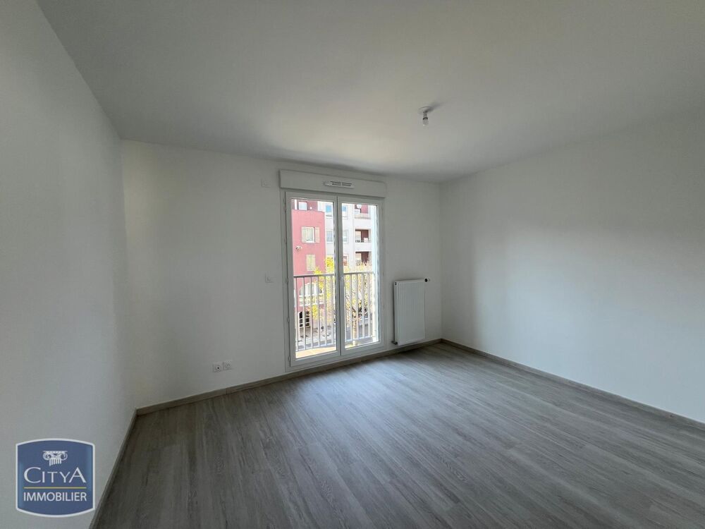location Appartement - 2 pièce(s) - 43 m² Saint-Genis-Pouilly (01630)
