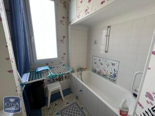  Appartement à louer 4 pièces 89 m²
