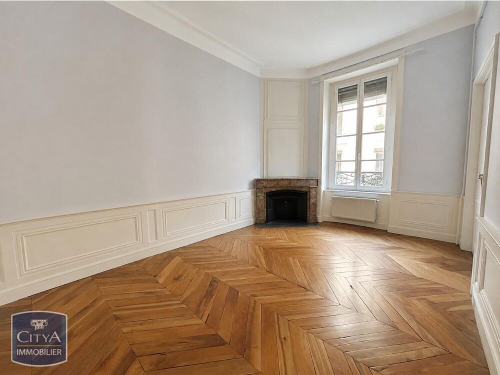 À LOUER - CITYA BOURGUINON PALLUAT vous propose cet appa....