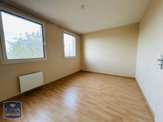  Appartement à louer 2 pièces 65 m²