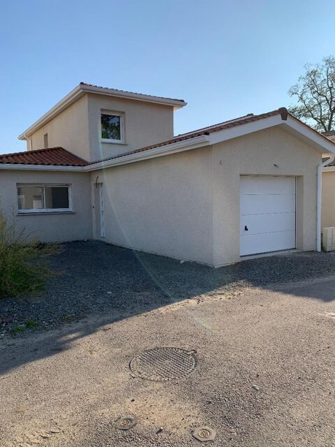  Villa  louer 4 pices 93 m