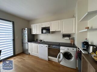  Appartement à louer 3 pièces 72 m²