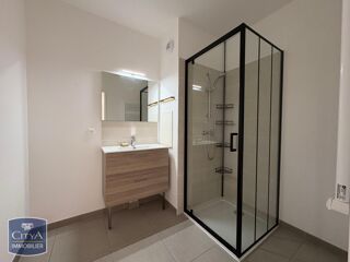  Appartement à louer 3 pièces 62 m²