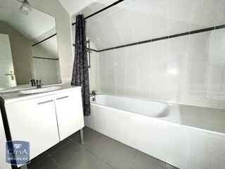  Appartement à louer 3 pièces 62 m²