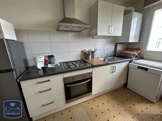  Appartement à louer 3 pièces 79 m²