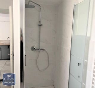  Appartement à louer 4 pièces 84 m²