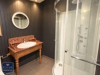  Appartement à louer 2 pièces 50 m²