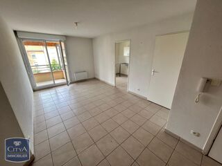  Appartement à louer 3 pièces 62 m²