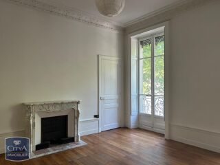  Appartement � louer 6 pi�ces 170 m� Grenoble