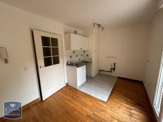  Appartement à louer 1 pièce 28 m²