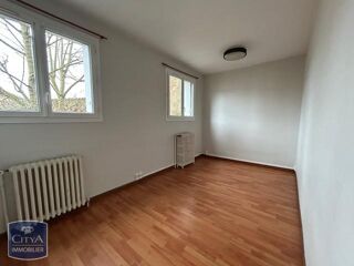  Appartement � louer 4 pi�ces 134 m�