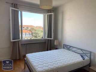  Appartement à louer 3 pièces 86 m²