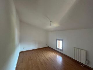  Appartement à louer 3 pièces 46 m²