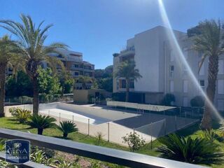  Appartement à louer 3 pièces 57 m² Frejus