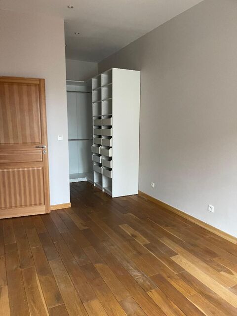  Appartement � louer 3 pi�ces 86 m�