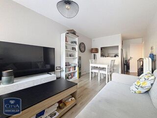  Appartement à louer 2 pièces 43 m²