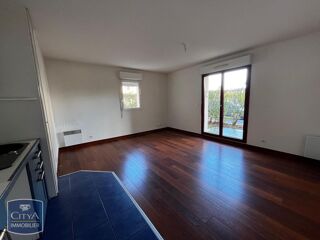  Appartement à louer 3 pièces 61 m²