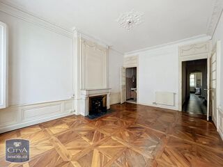  Appartement à louer 3 pièces 98 m²