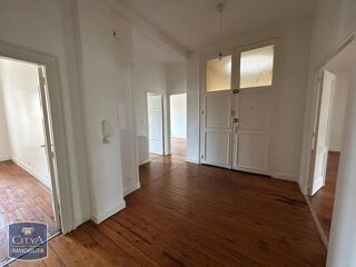  Appartement � louer 4 pi�ces 110 m�
