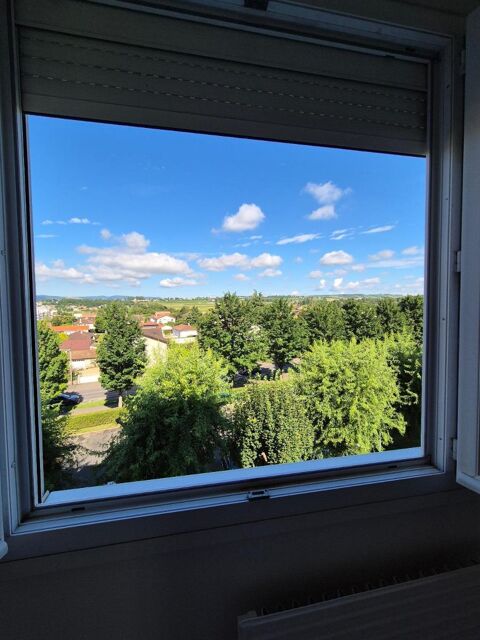  Appartement  louer 4 pices 82 m