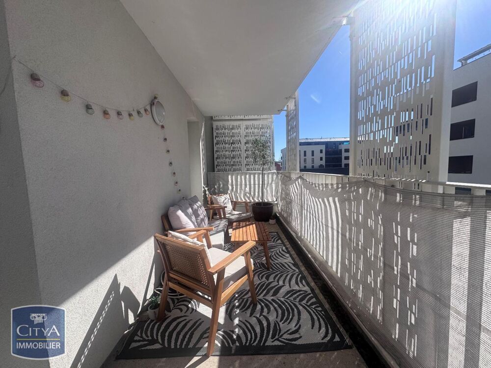 À LOUER : Découvrez ce charmant appartement récent de ty....