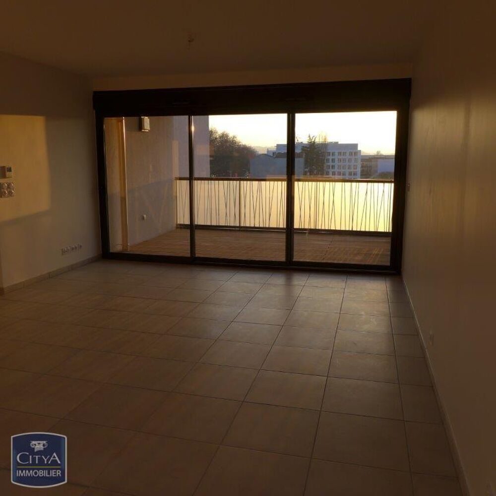 location Appartement - 3 pièce(s) - 66 m² Lyon 9