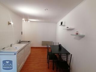  Appartement à louer 1 pièce 28 m²