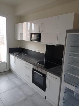  Appartement  louer 3 pices 77 m