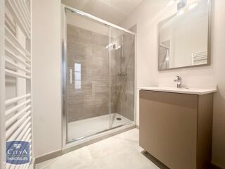  Appartement à louer 3 pièces 51 m²