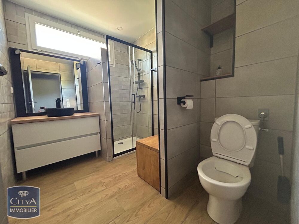 À LOUER : Appartement T3 Meublé à AGEN. Ce bien immobili....