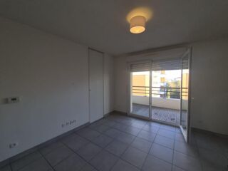 Appartement à louer 2 pièces 37 m²