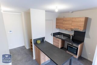 Appartement à louer 3 pièces 60 m²